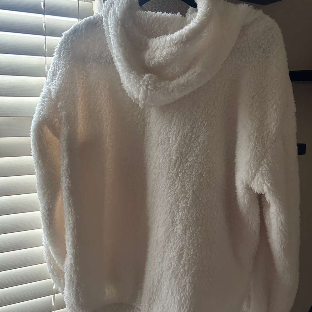 Cozy White Fleece Women Sweater